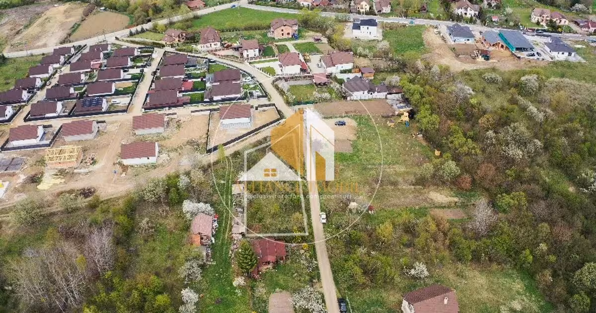 Teren agricol extravilan de vânzare de 1000 mp, în zona Nord-Est, Bistrița