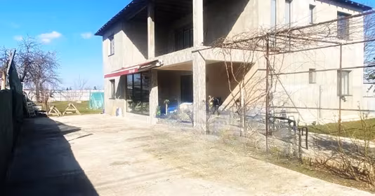 Casă Ștefăneștii de Jos