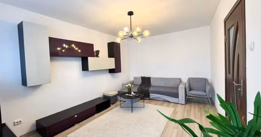 Apartament Titan