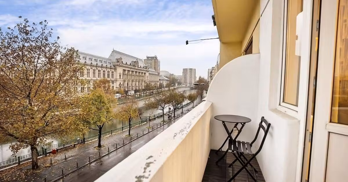 Apartament de vânzare cu 3 camere, mobilat în zona Centrul Istoric, Ultracentral