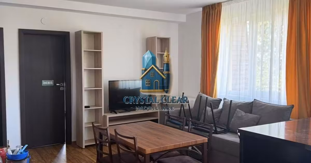 Apartament de vânzare cu 4 camere în zona 7 Noiembrie, Târgu Mureș