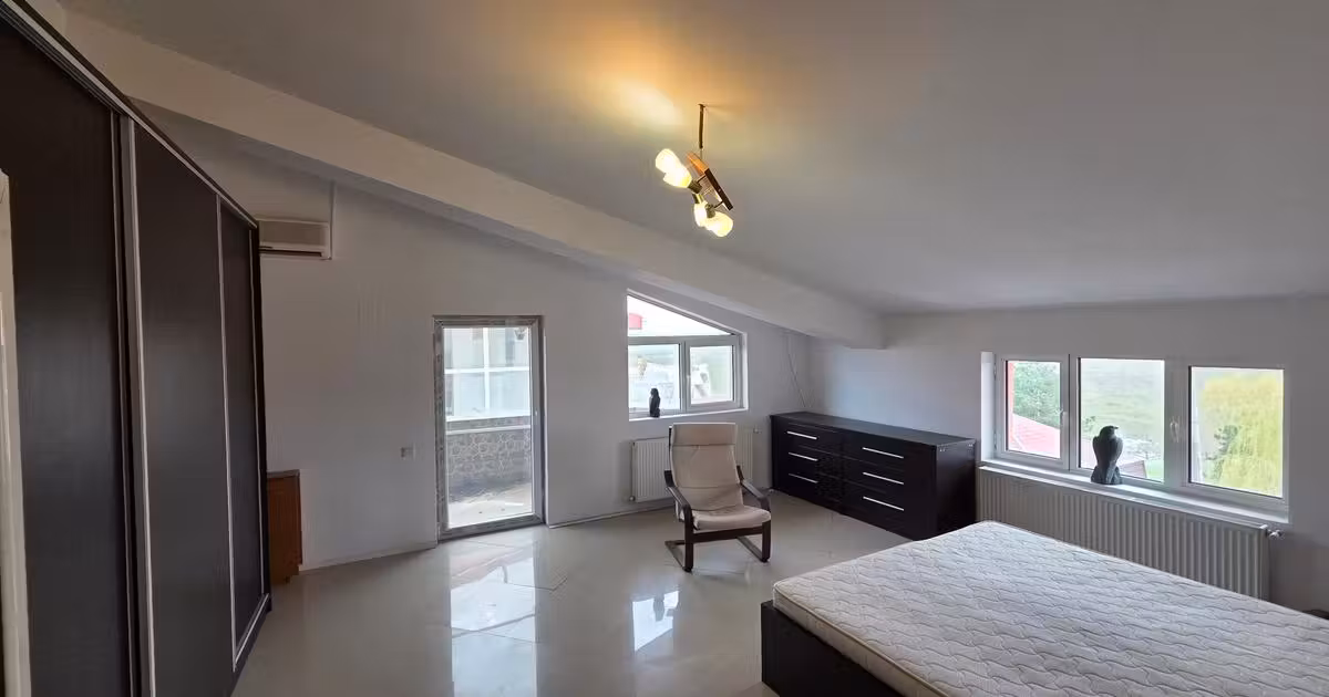 Apartament de vânzare cu 3 camere în Voluntari