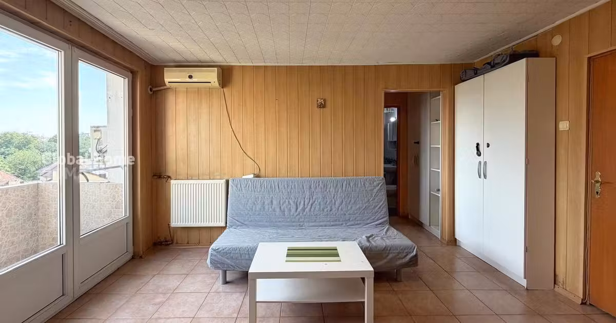 Apartament de vânzare cu 2 camere, mobilat în Ultracentral