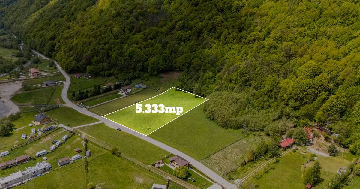 Teren Construcții intravilan de vânzare de 5333 mp, în Zărnești