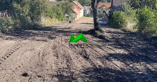 Teren Central