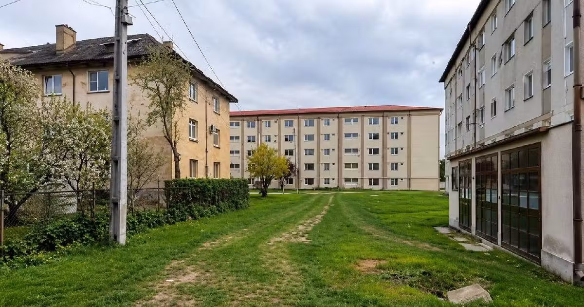 Apartament de vânzare cu 2 camere în Doicești