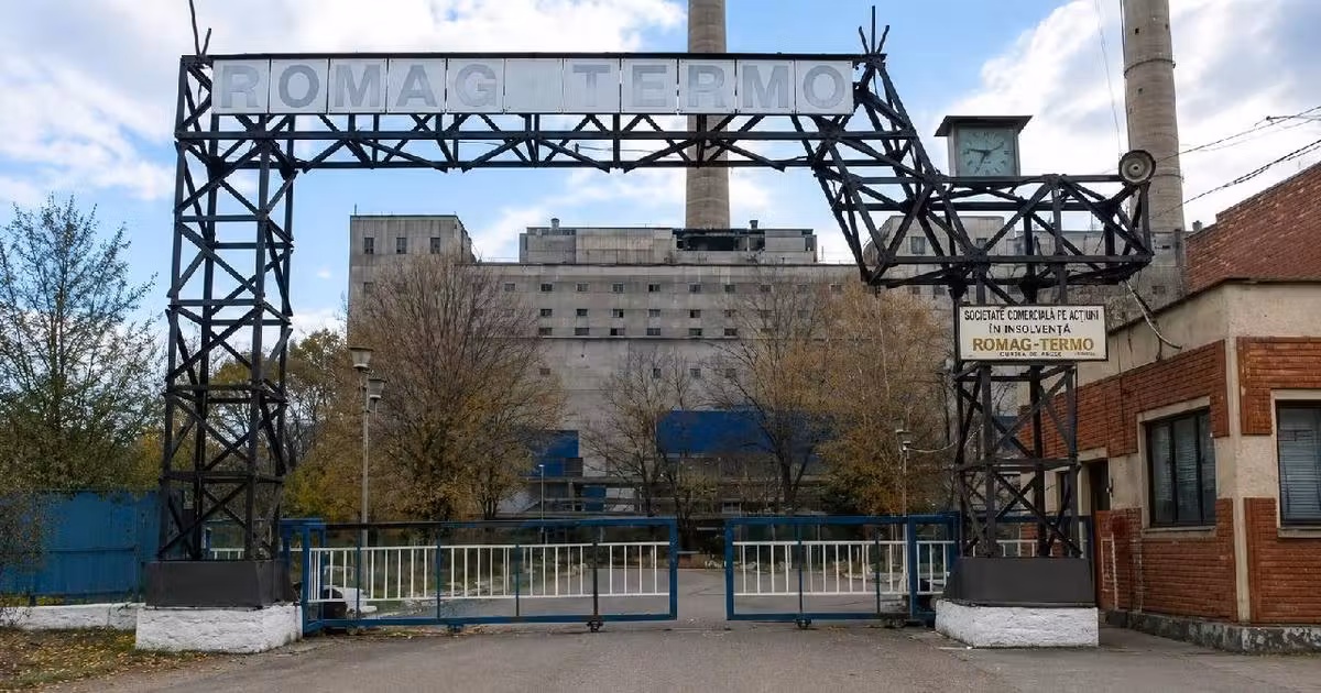 Spațiu industrial de vânzare în Halânga