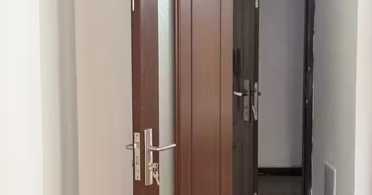 Garsonieră Titan