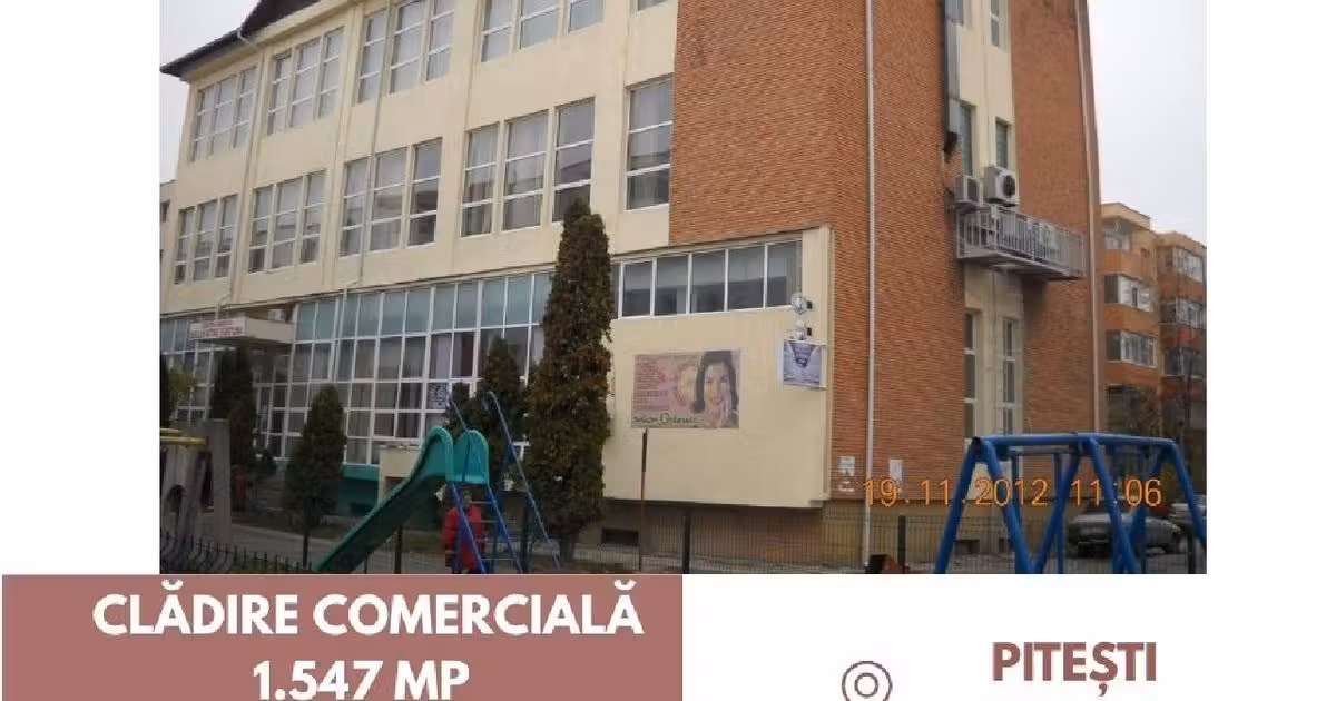 Spațiu comercial · 1547 m², Central, Pitești