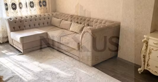 Apartament Est