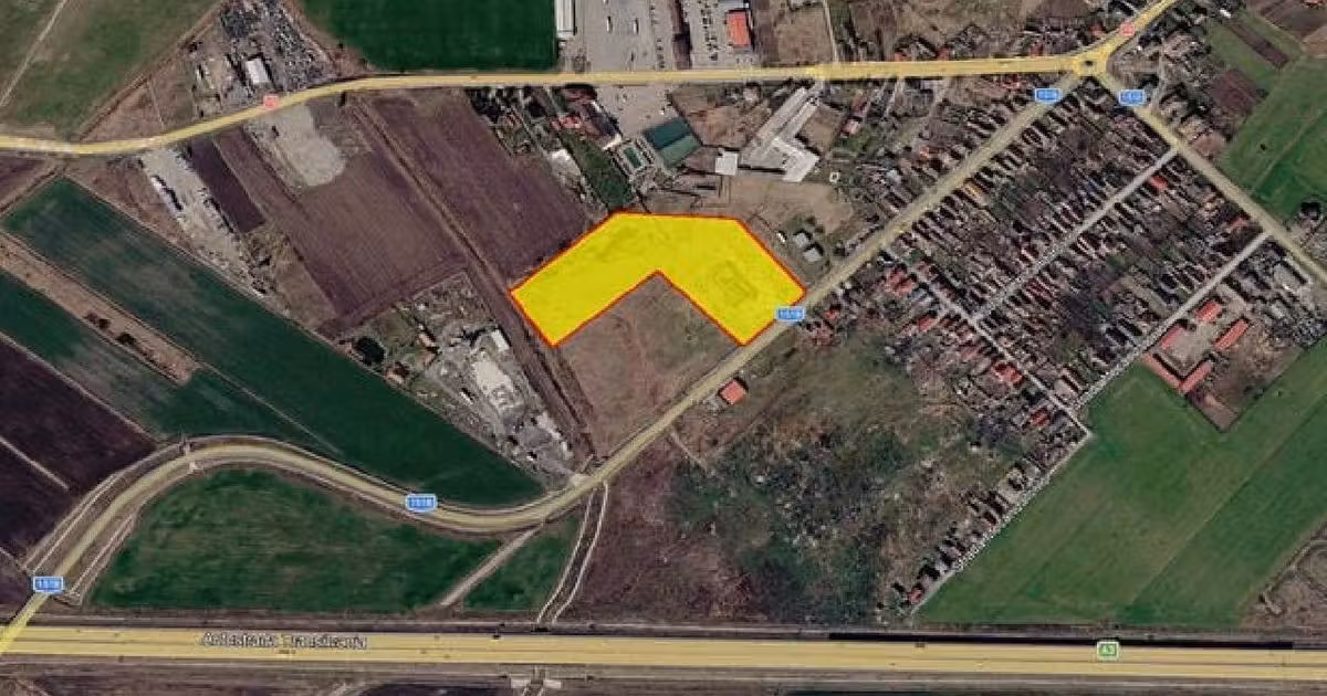 Spațiu comercial · 2500 m², Central, Ungheni