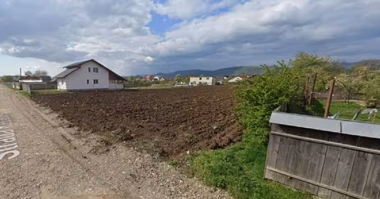 Teren Dumbrava Roșie