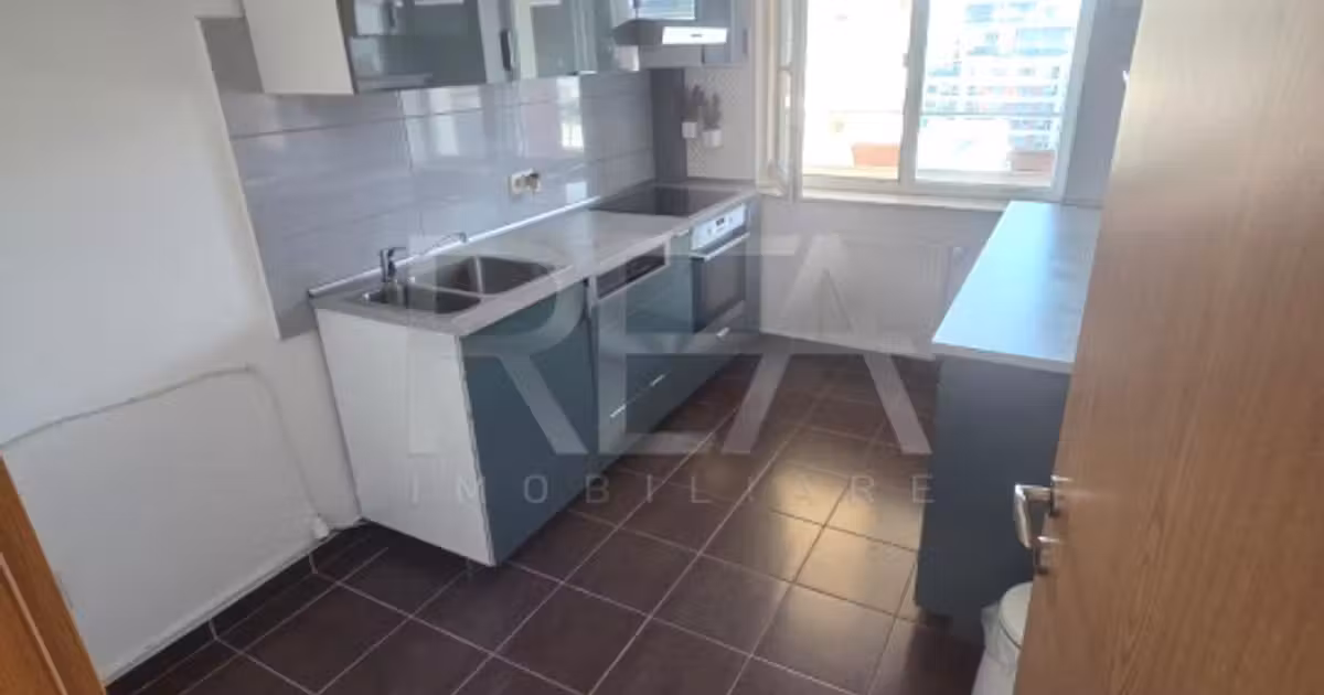 Apartament de vânzare cu 3 camere, mobilat în zona Tei, Sector 2