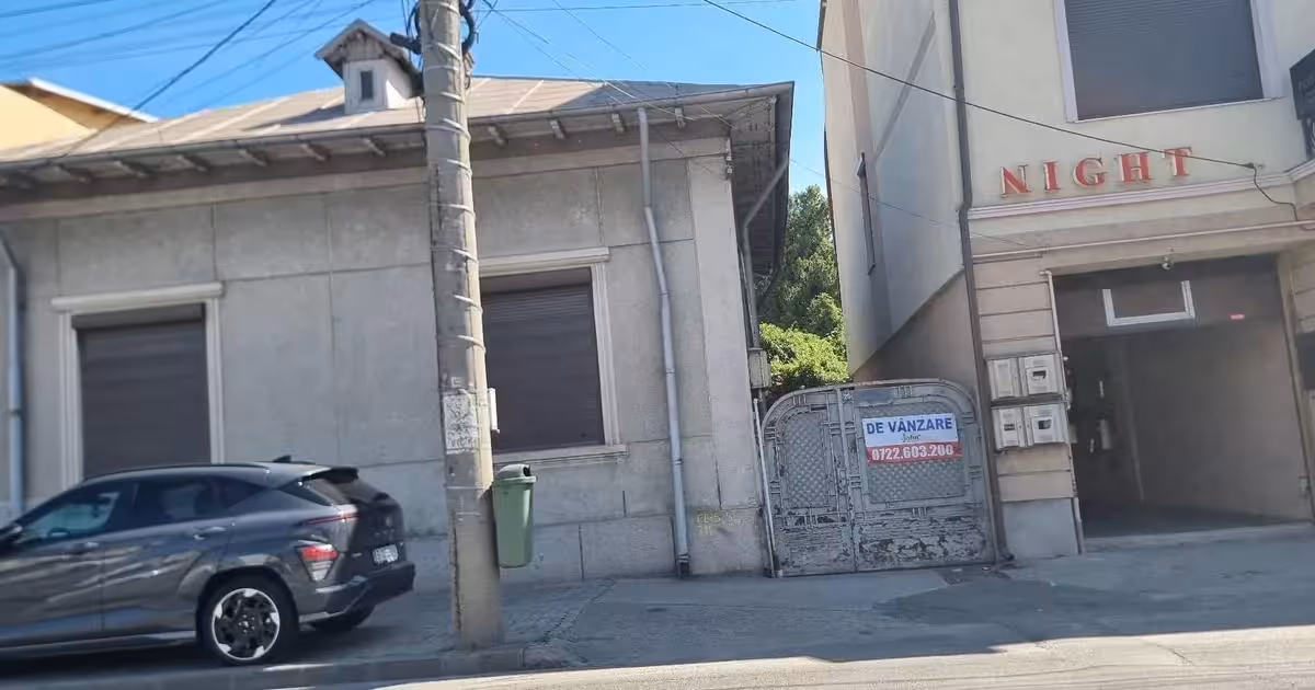 Casă individuală de vânzare cu 4 camere în zona Negru Vodă, Pitești