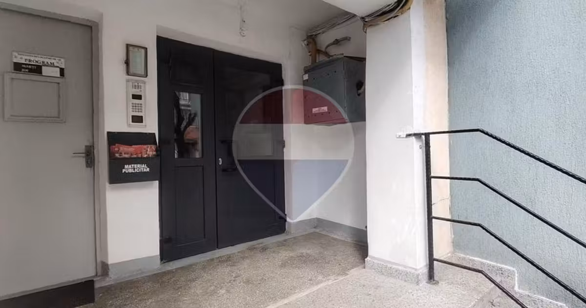 Apartament de vânzare cu 2 camere în zona Central, Focșani