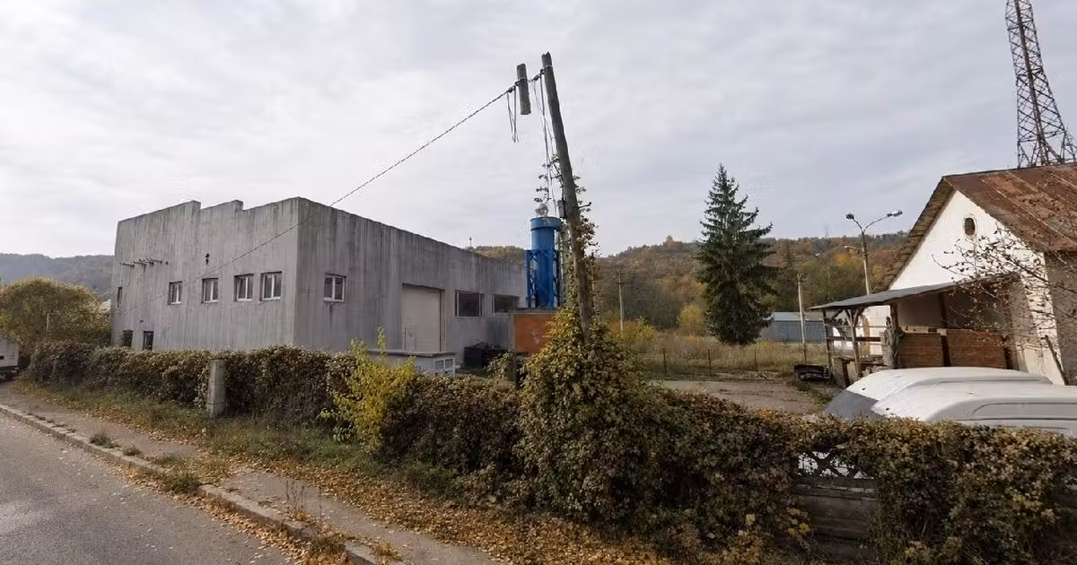 Spațiu industrial de vânzare de 415 mp, în Câmpulung Muscel