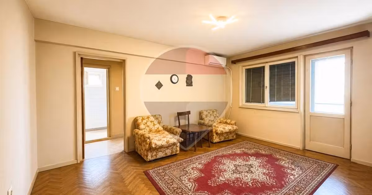 Apartament de vânzare cu 3 camere în zona Central, Constanța