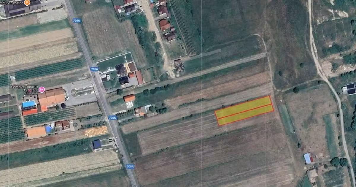 Teren Construcții intravilan de vânzare de 2500 mp, în Beriu
