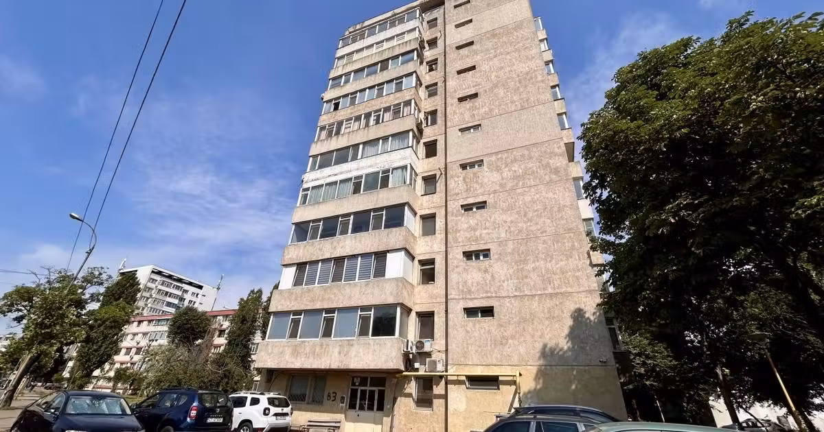 Apartament de vânzare cu 2 camere, mobilat în zona Central, Constanța