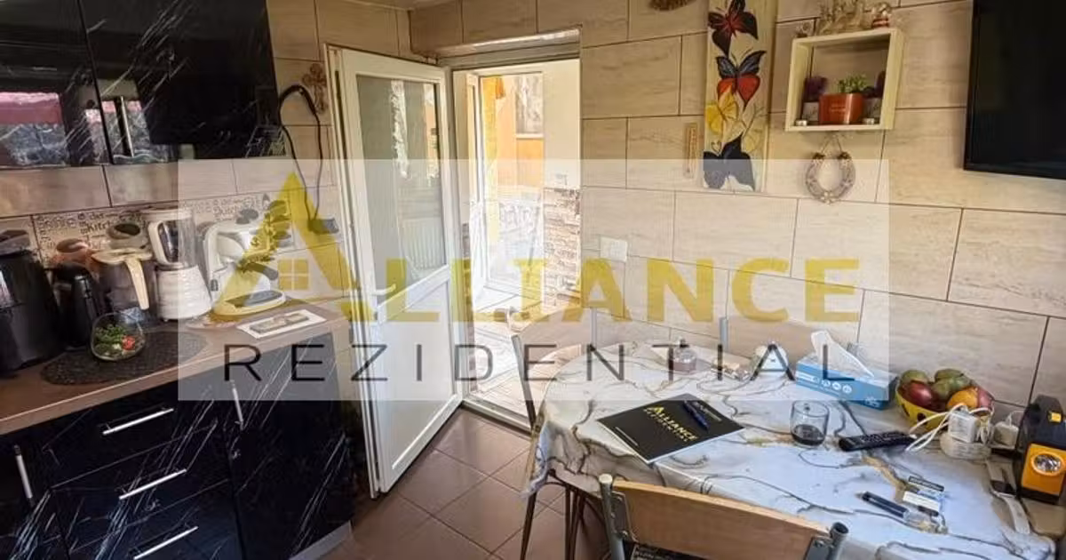 Casă individuală de vânzare cu 5 camere în Cățelu