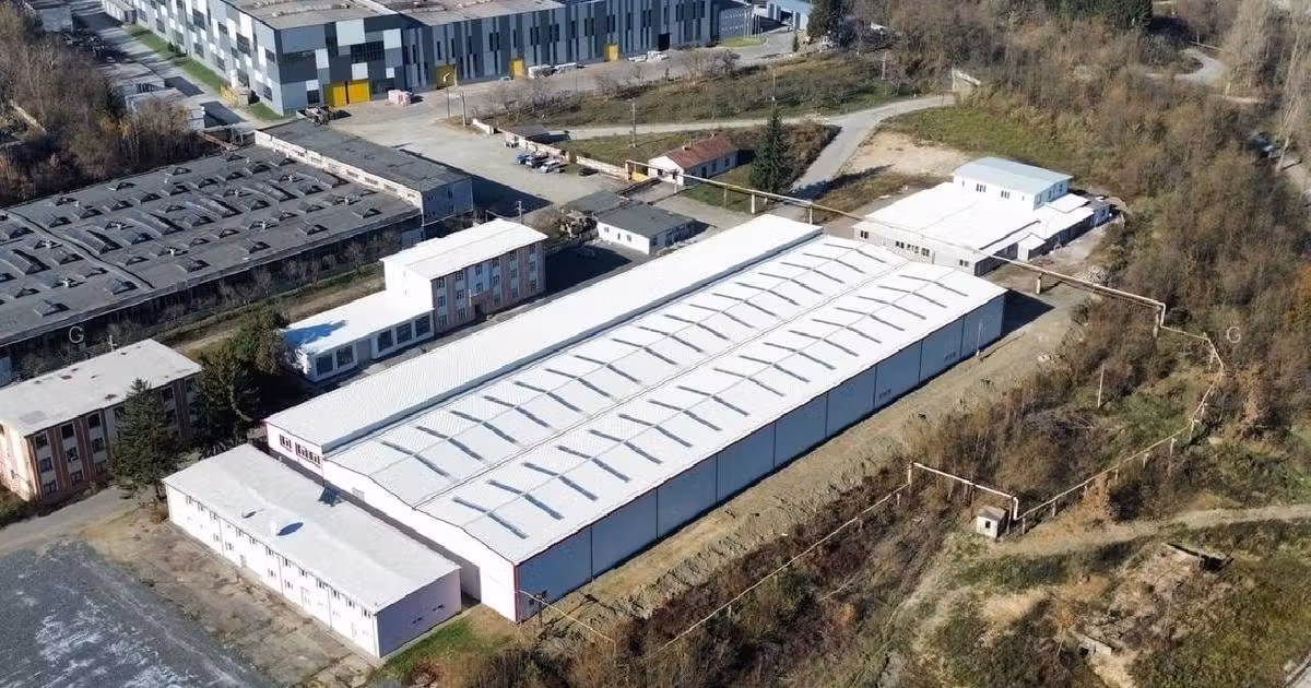 Spațiu industrial de vânzare 6857 mp în Avrig