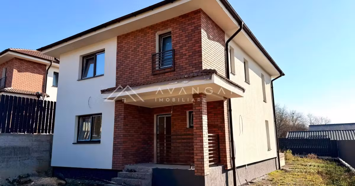 Casă individuală de vânzare cu 4 camere în Dezmir
