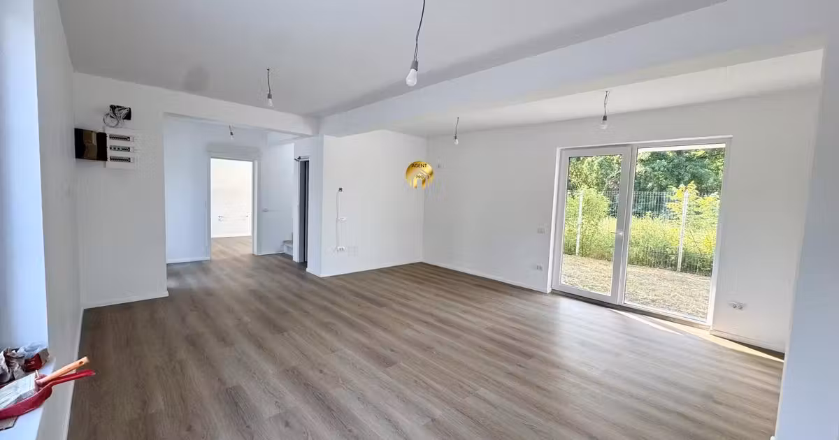 Casă individuală de vânzare cu 4 camere în Otopeni