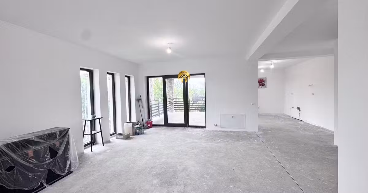 Apartament de vânzare cu 4 camere în Otopeni