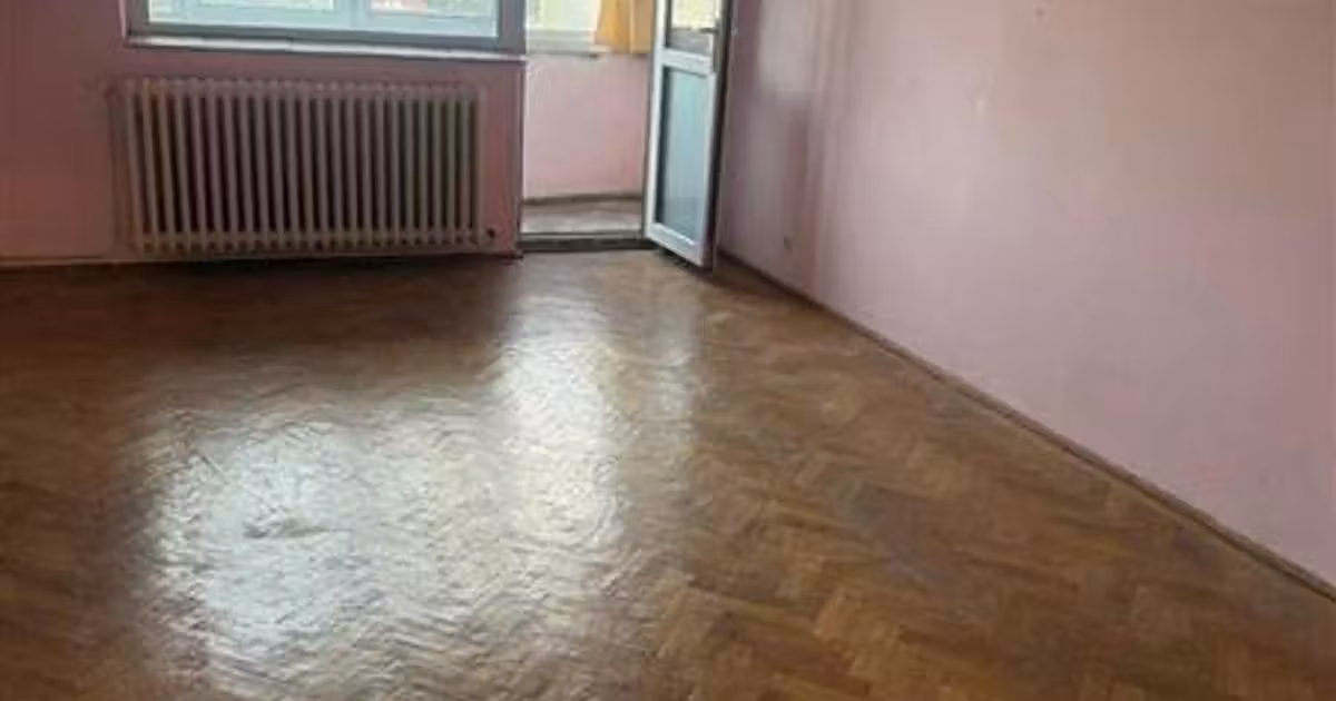 Apartament de vânzare cu 3 camere în zona Ultracentral, Suceava