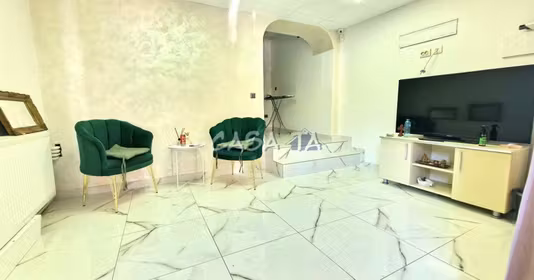 Spațiu comercial 9 Mai