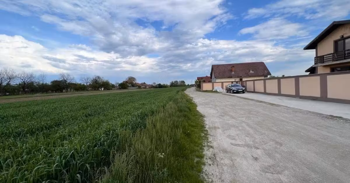 Teren Construcții intravilan de vânzare de 3404 mp, în Bălești