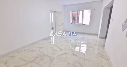 Spațiu comercial Central