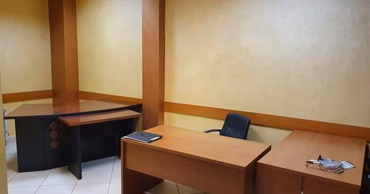 Birou de vânzare 27 mp în zona Ultracentral, Târgu Jiu