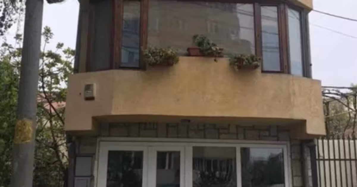 Casă individuală de vânzare cu 3 camere, mobilată în zona Stadion, Constanța