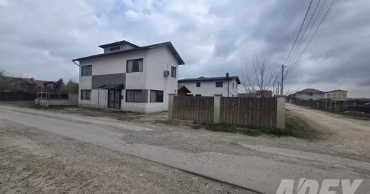 Casă Clinceni