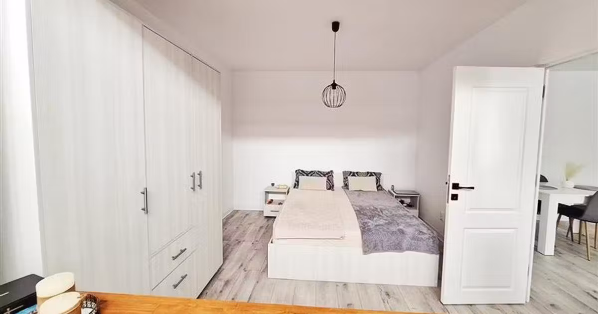 Apartament de vânzare cu 2 camere în zona Central, Bacău
