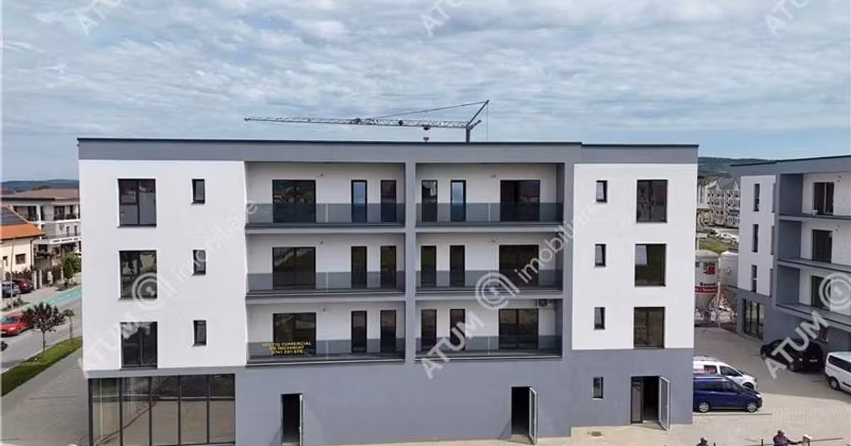 Apartament de vânzare cu 3 camere în Șelimbăr