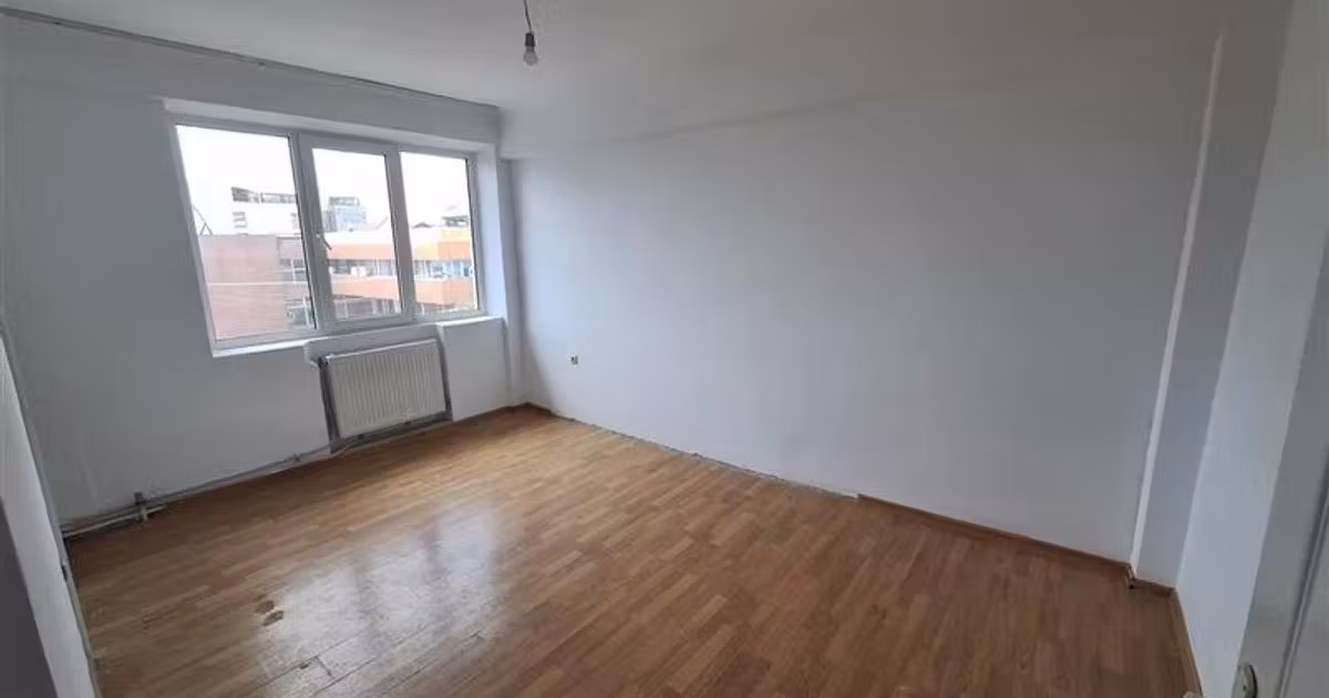 Apartament de vânzare cu 2 camere în zona Central, Bacău