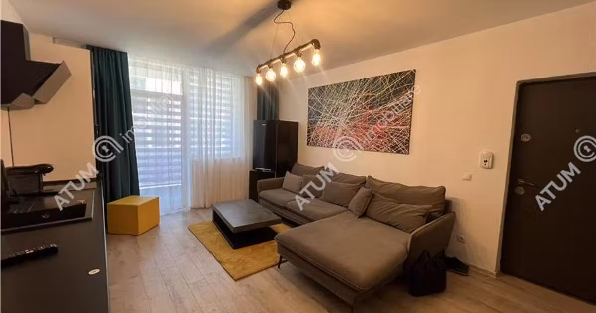 Apartament de vânzare cu 3 camere, mobilat în Șelimbăr