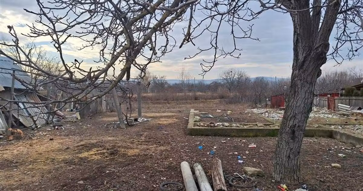 Teren Construcții intravilan de vânzare de 1200 mp, în zona Gherăiești, Bacău