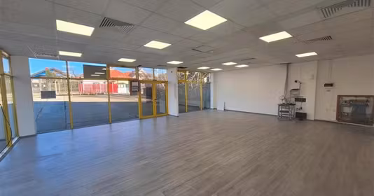 Spațiu comercial Narcisa