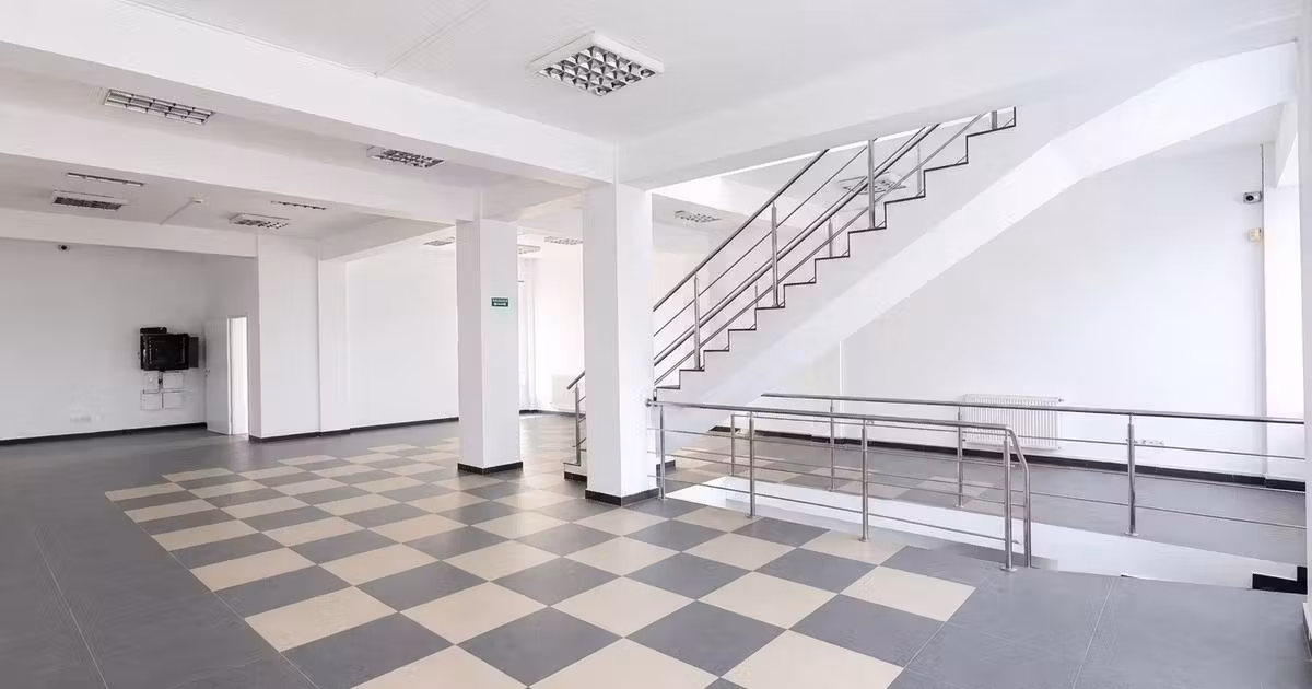 Birou de vânzare de 466.68 mp, în zona Chitila, Sector 1
