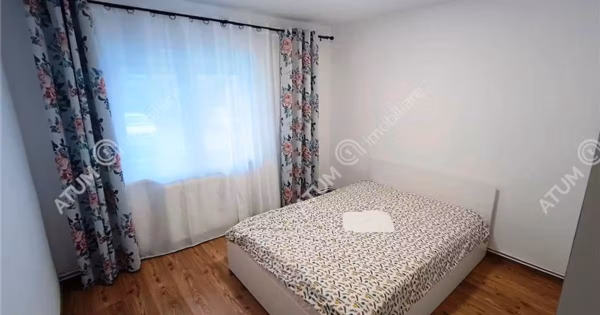 Apartament de vânzare cu 3 camere, mobilat în zona Terezian, Sibiu
