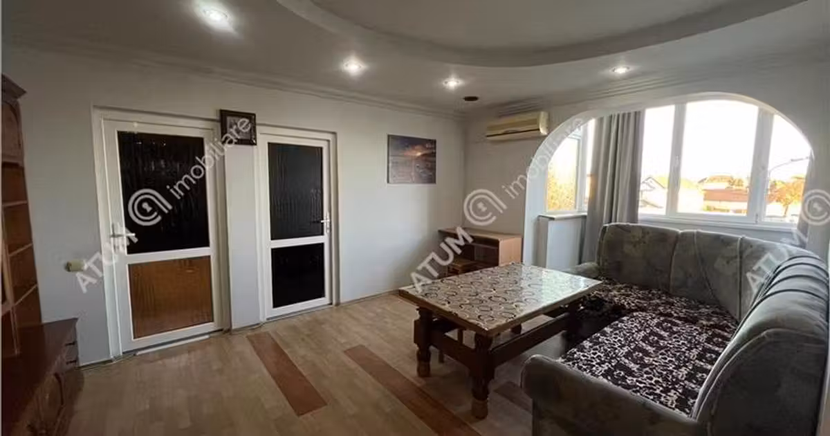 Apartament de vânzare cu 3 camere, mobilat în zona Terezian, Sibiu