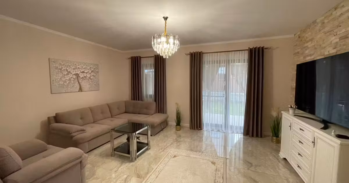 Duplex de vânzare cu 4 camere în Florești