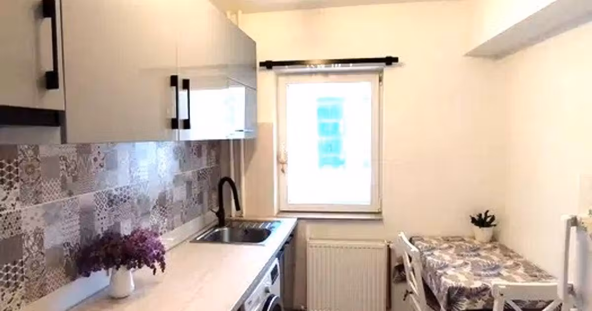 Garsonieră de vânzare, mobilată în zona Central, Cluj-Napoca