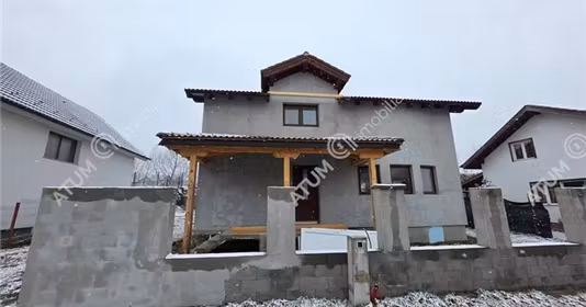 Casă Cisnădie