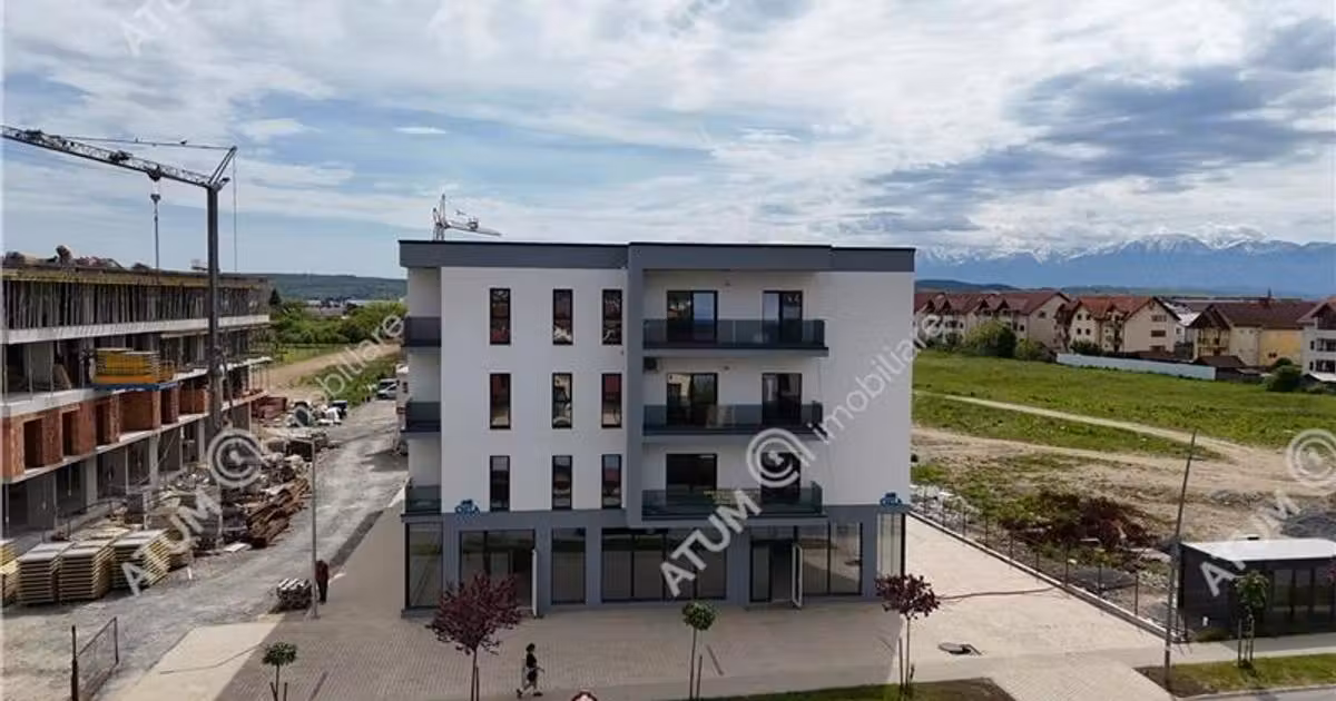 Apartament de vânzare cu 3 camere în Șelimbăr