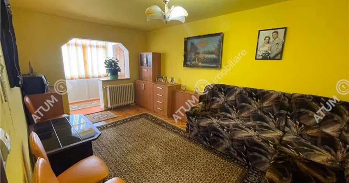 Apartament de vânzare cu 3 camere, mobilat în zona Aeroport, Sibiu