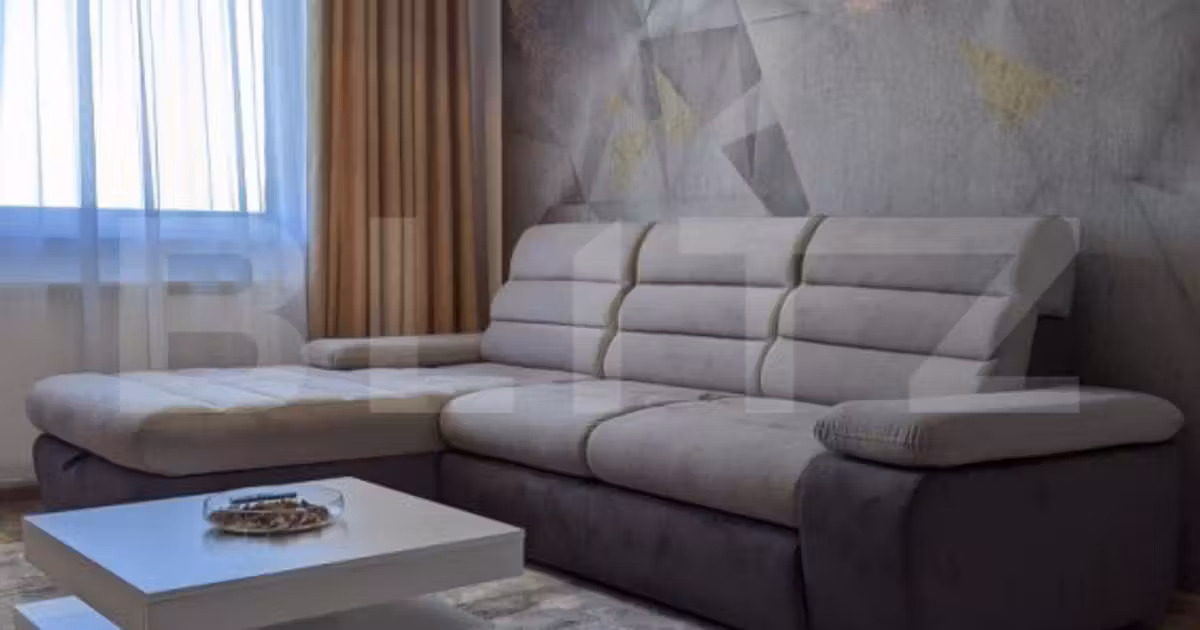 Apartament de vânzare cu 2 camere în zona Tractorul, Brașov